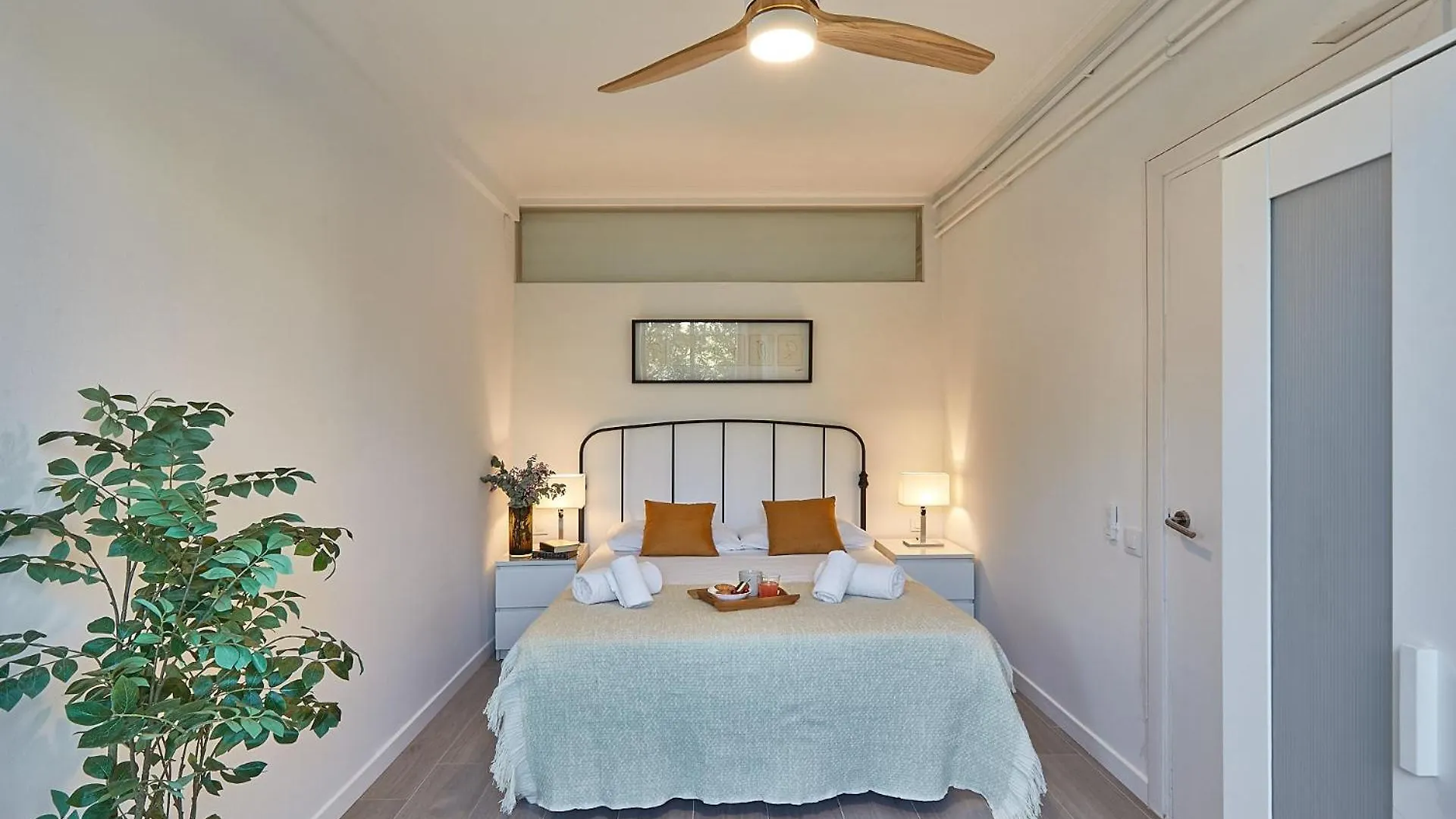Apartament Bbarcelona Gracia Flat
